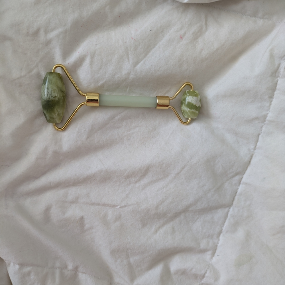 Elegant Green Jade Roller with Gold Details
